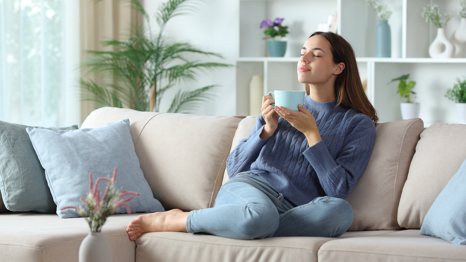 Oli essenziali per migliorare la qualità dell’aria di casa a primavera